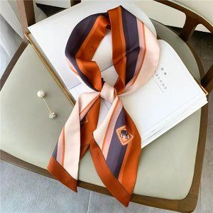 Spring and Autumn New Silk Scarf Women's Small Square Scarf